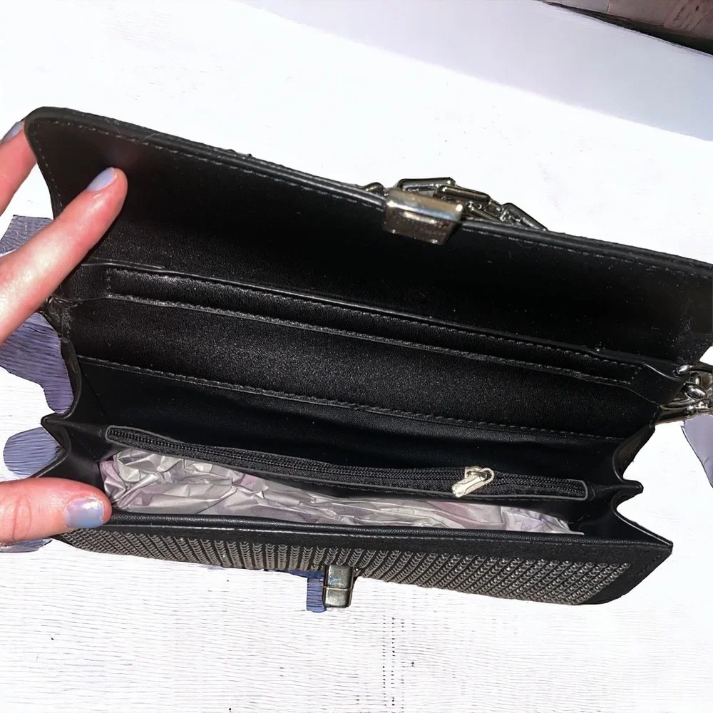 Diamond Rhinestone Mini Clutch - Picture 4 of 6